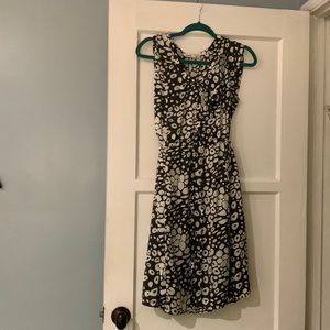 Old navy gray print